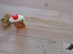 240px-WoodGlueAsFillerOnHardwood.jpeg